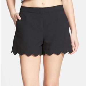 June & Hudson black scallop shorts